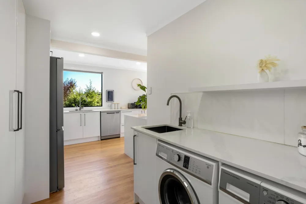 Photos of 170 Somerville Street