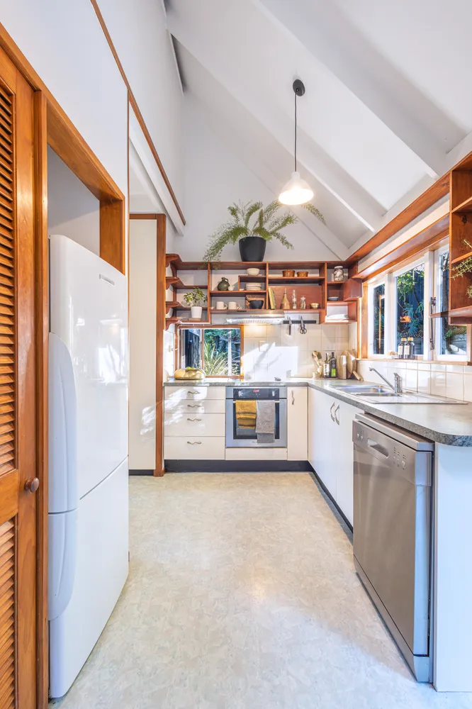 Photos of 27 Rosecamp Road