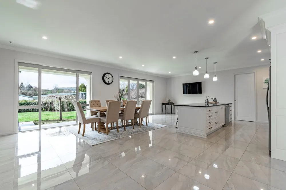 Photos of 18 Wharua Road