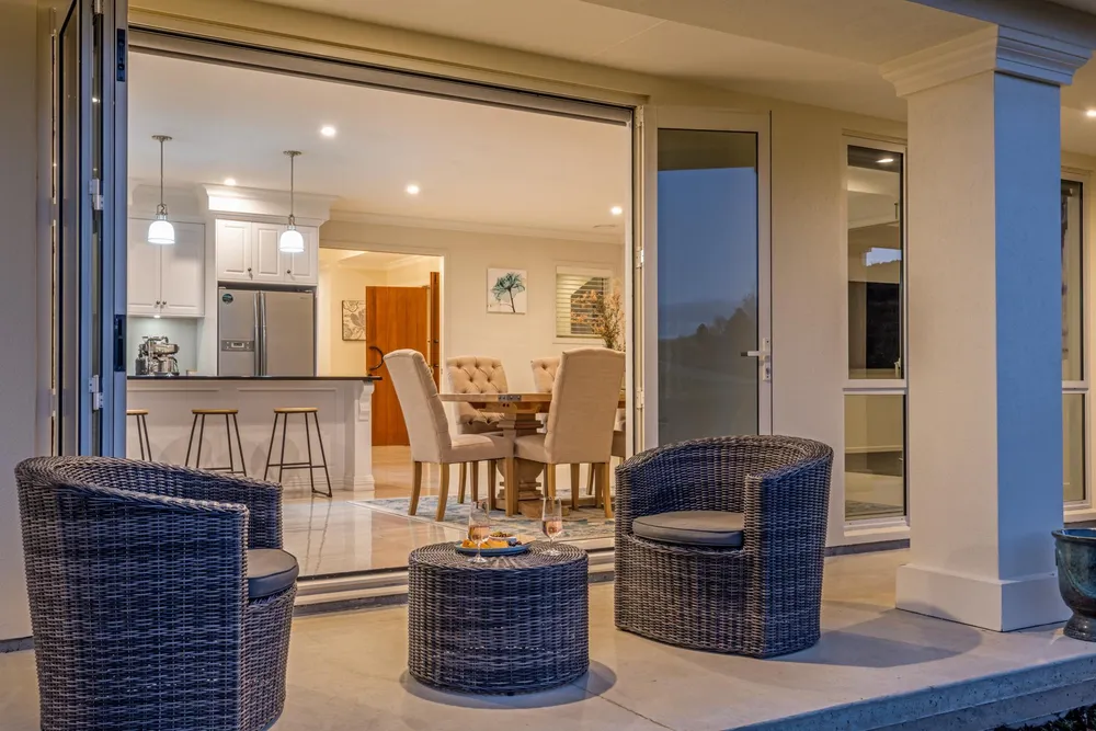 Photos of 18 Wharua Road