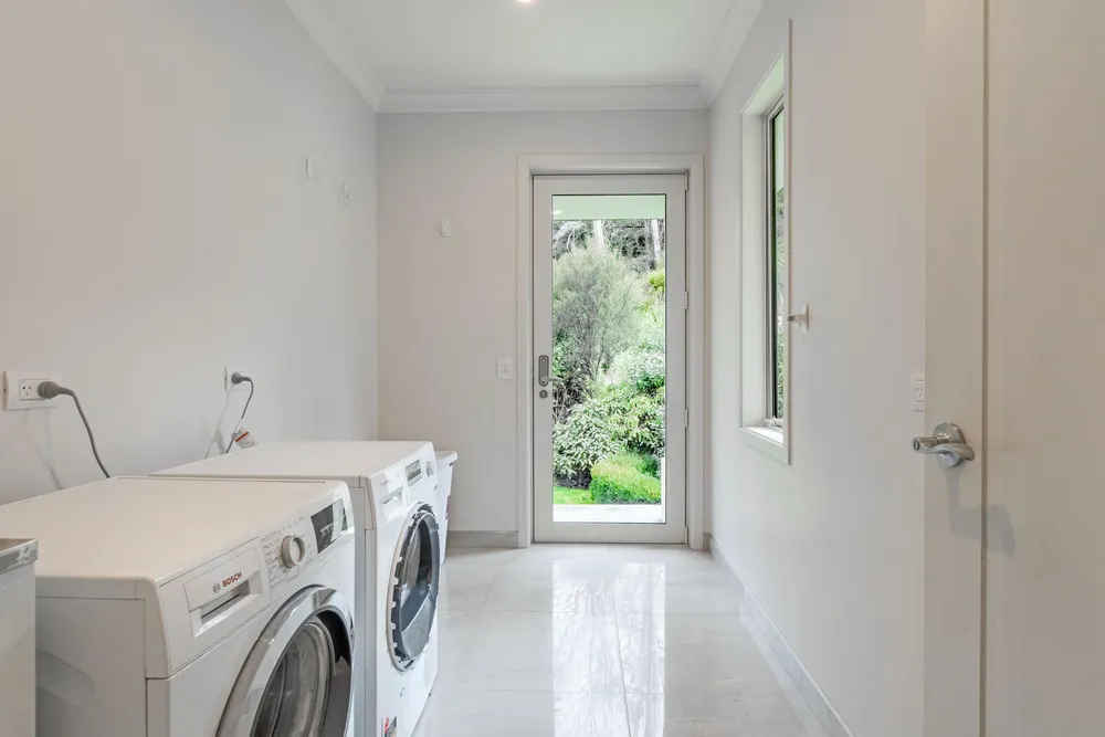 Photos of 18 Wharua Road