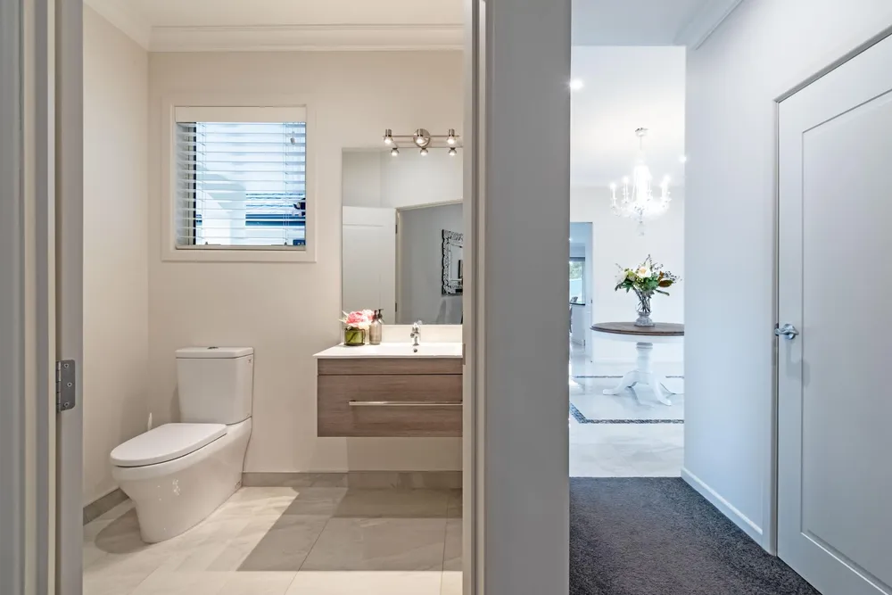 Photos of 18 Wharua Road