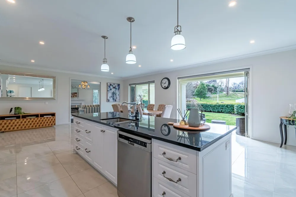 Photos of 18 Wharua Road