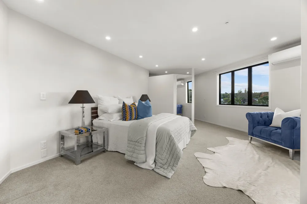 Photos of 74 Allum Street