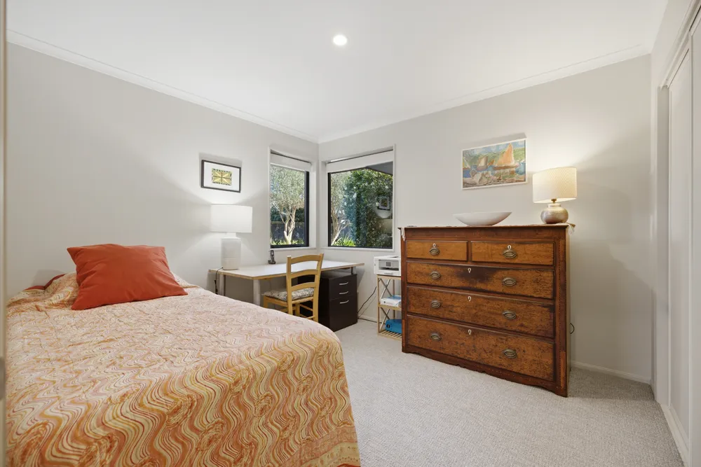 Photos of 1 Caroline Way