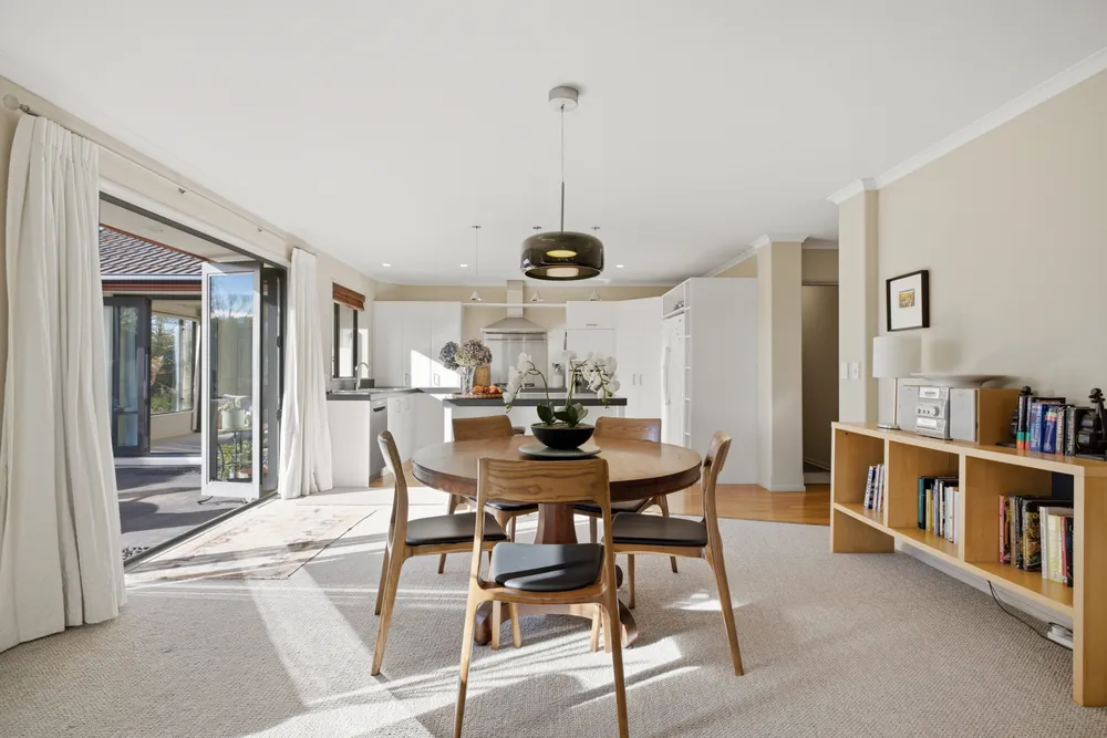Photos of 1 Caroline Way
