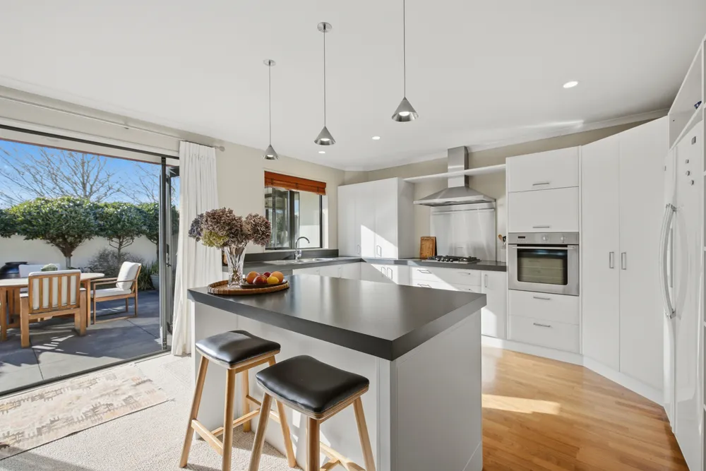 Photos of 1 Caroline Way
