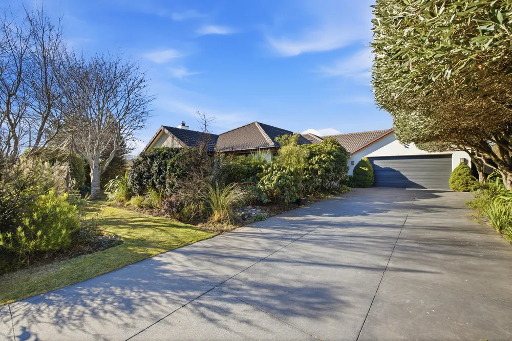 Photos of 1 Caroline Way