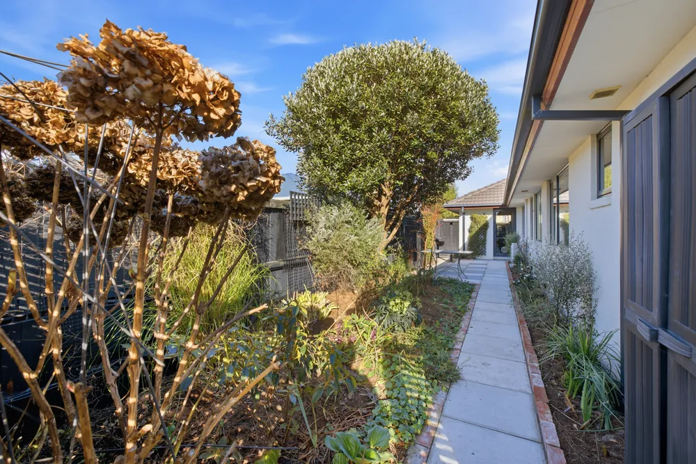 Photos of 1 Caroline Way