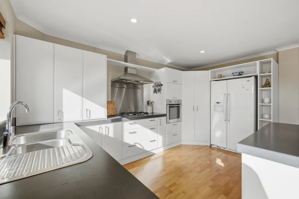 Photos of 1 Caroline Way