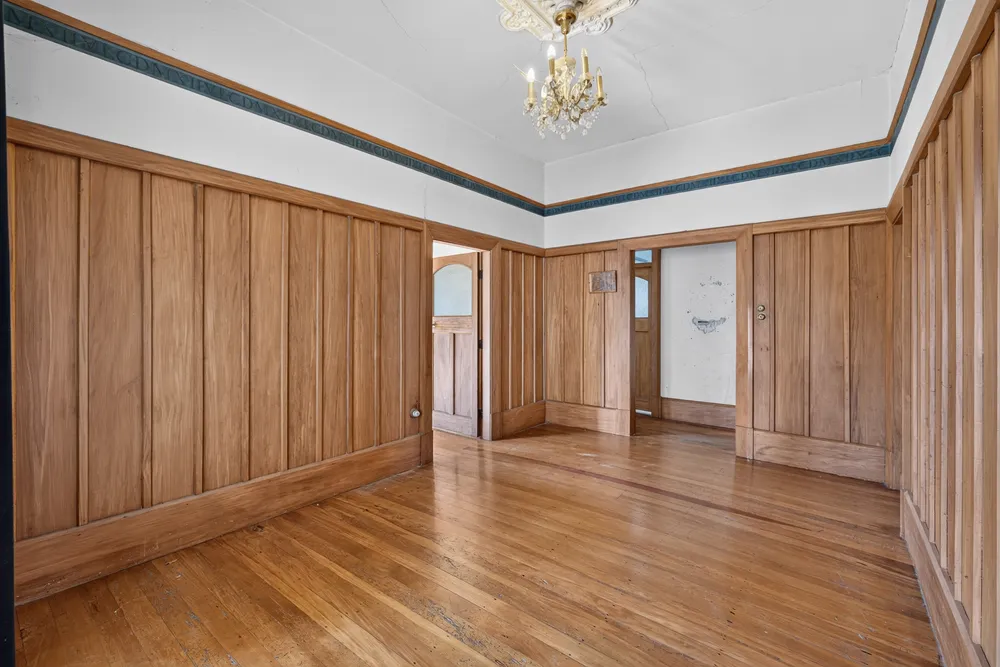 Photos of 54 Warrington Street