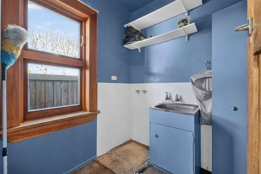 Photos of 54 Warrington Street