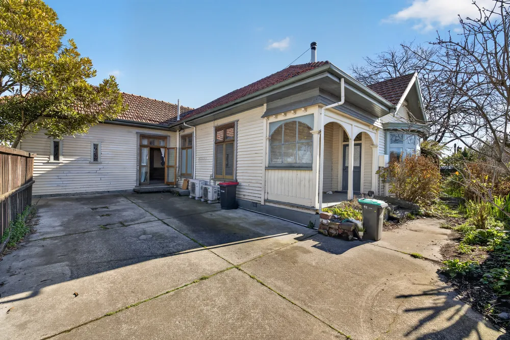 Photos of 54 Warrington Street