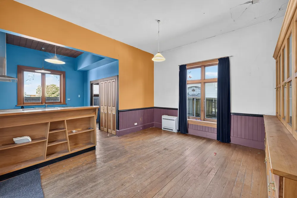 Photos of 54 Warrington Street