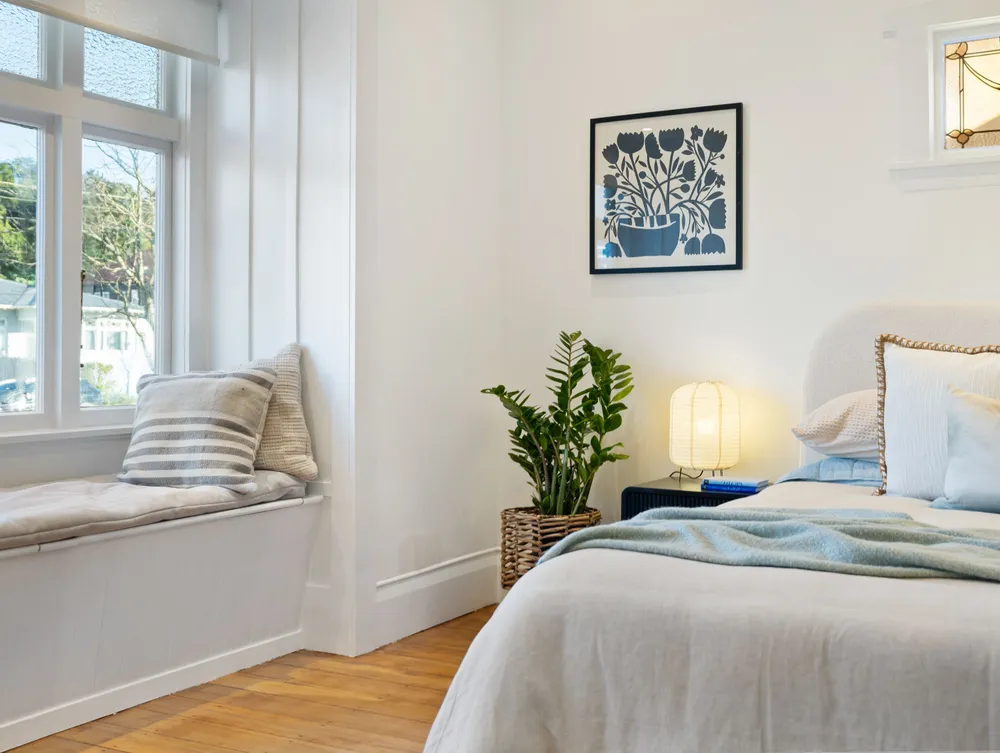Photos of 17 Queensway