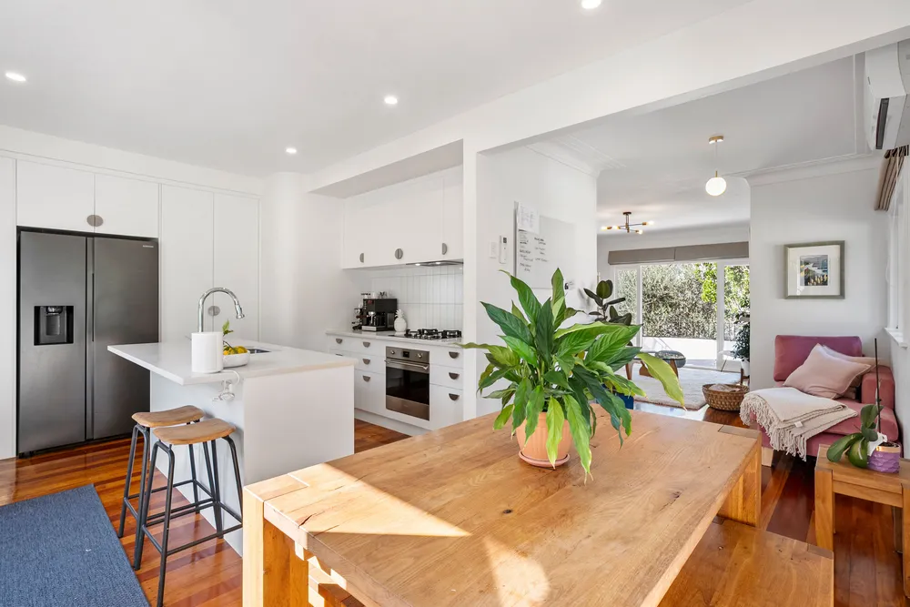Photos of 140 Paihia Road