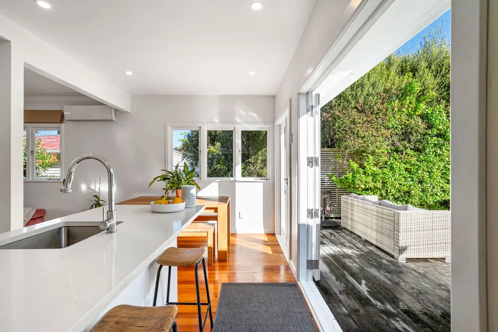 Photos of 140 Paihia Road