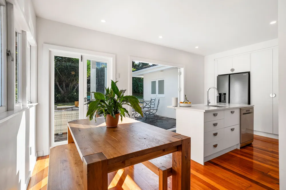 Photos of 140 Paihia Road