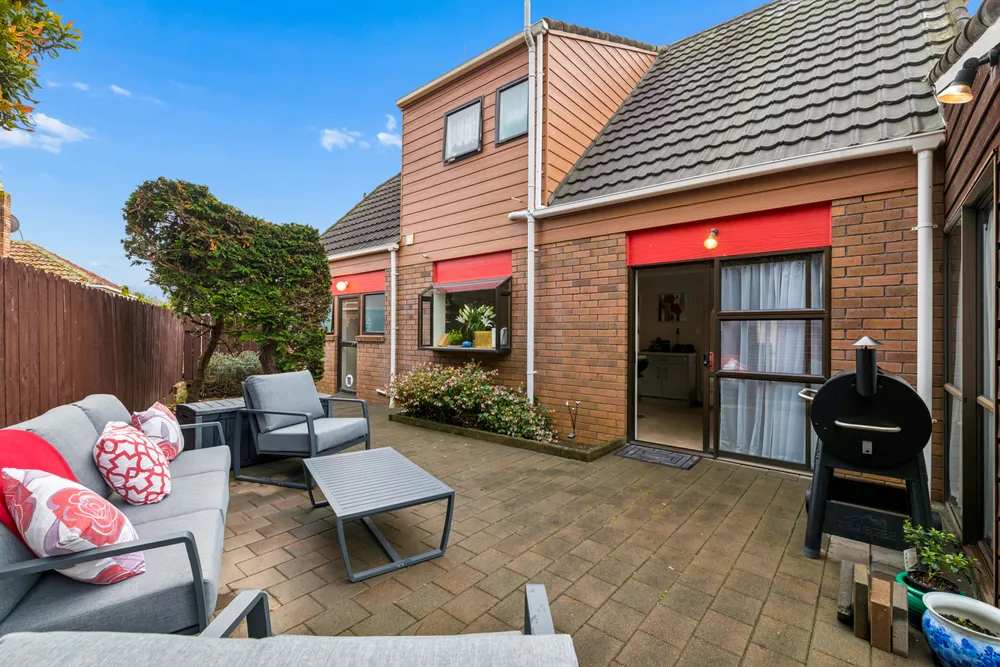Photos of 2/179 Rangitoto Road