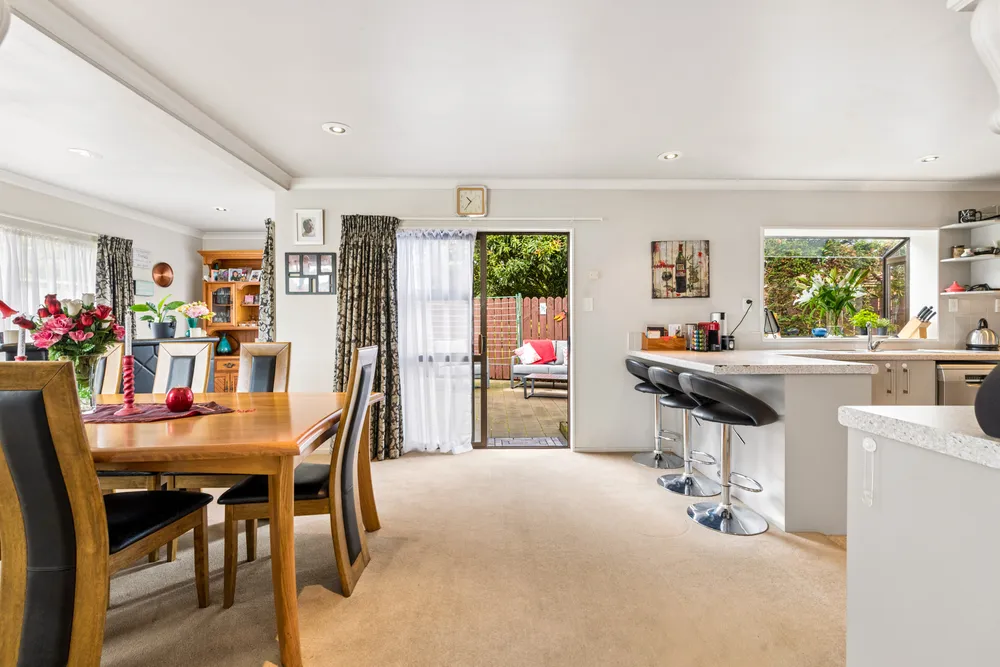 Photos of 2/179 Rangitoto Road