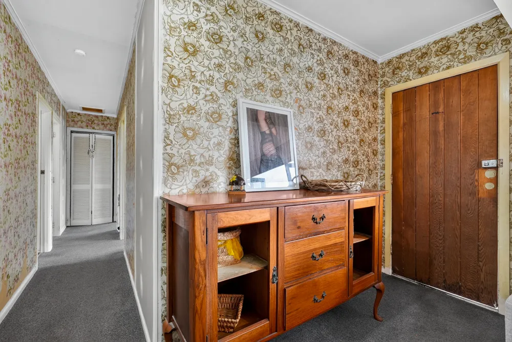 Photos of 120 Avondale Road
