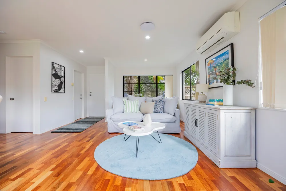 Photos of 83 Espalier Drive