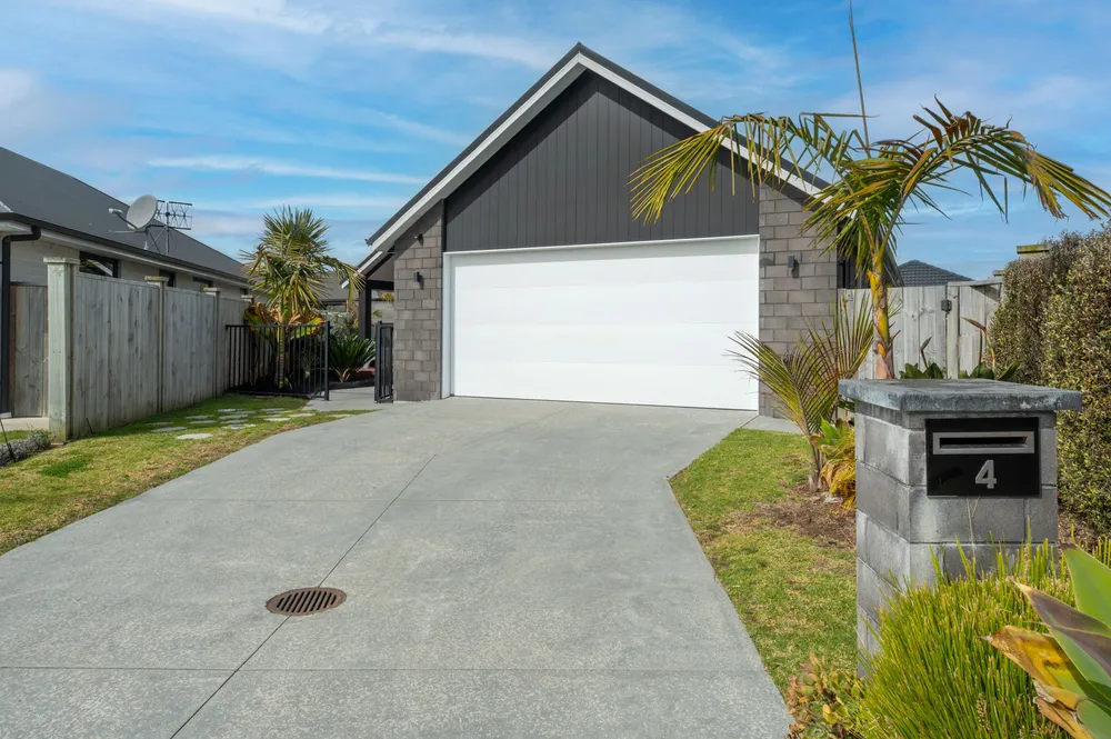 Photos of 4 Mida Close