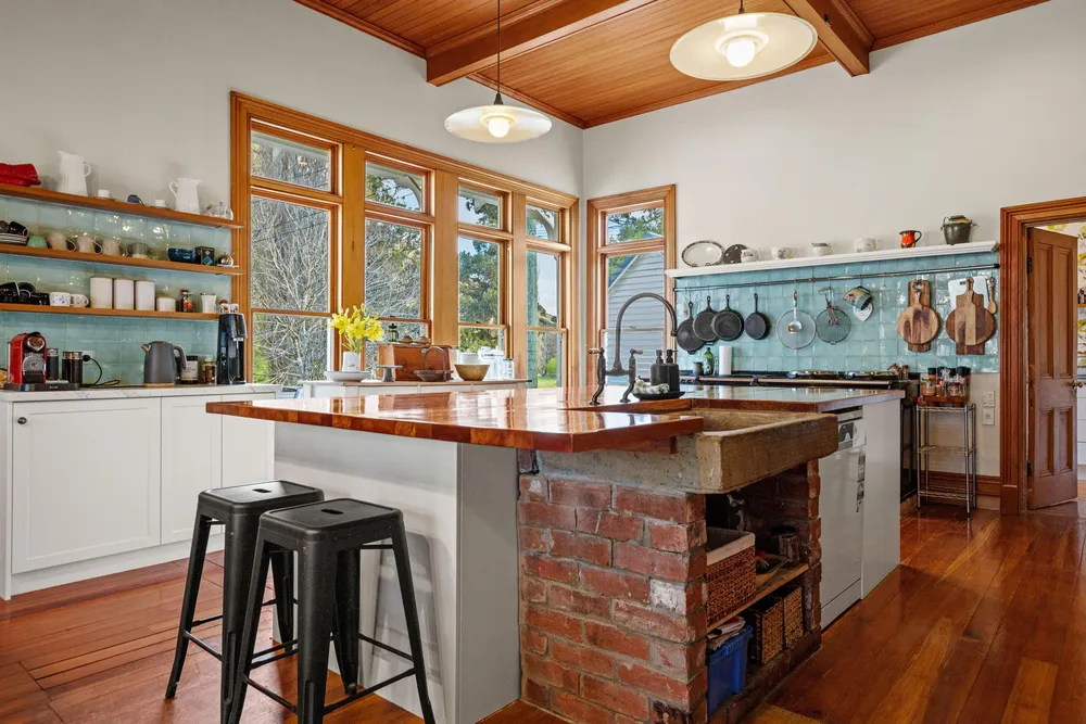 Photos of 623 Kaituna Valley Road