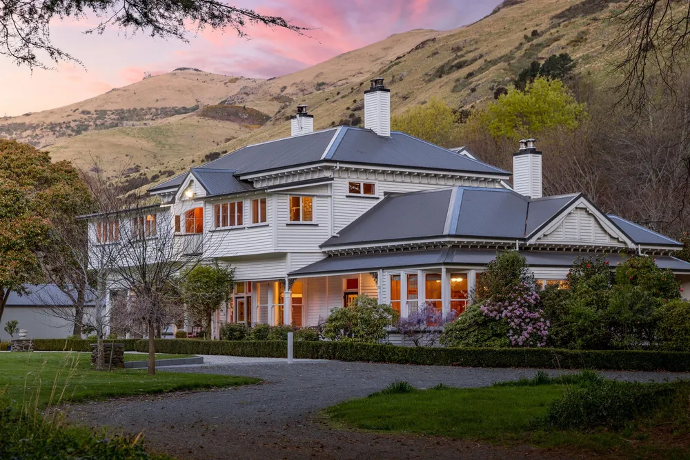 Photos of 623 Kaituna Valley Road