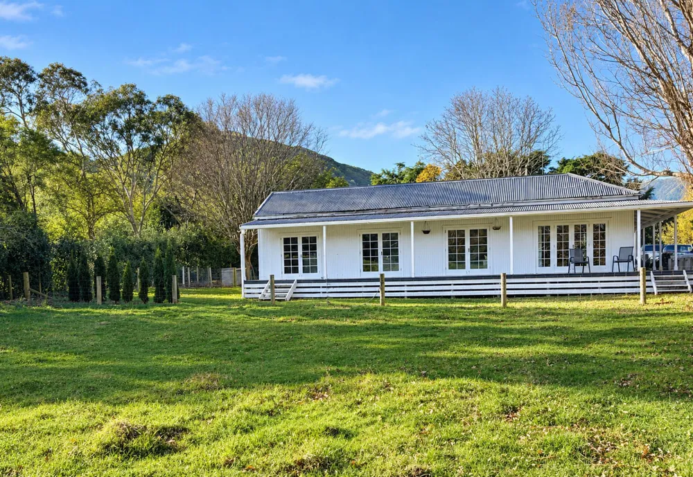 Photos of 623 Kaituna Valley Road