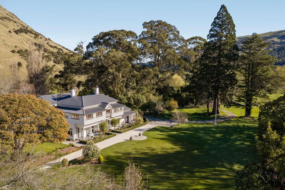 Photos of 623 Kaituna Valley Road