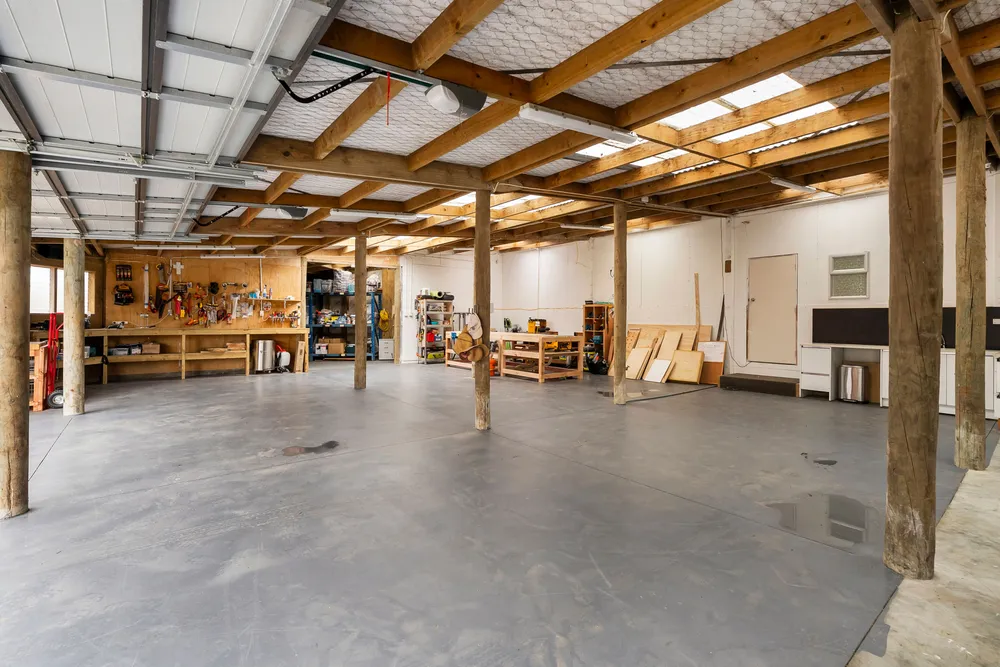 Photos of 17 Brewster Road