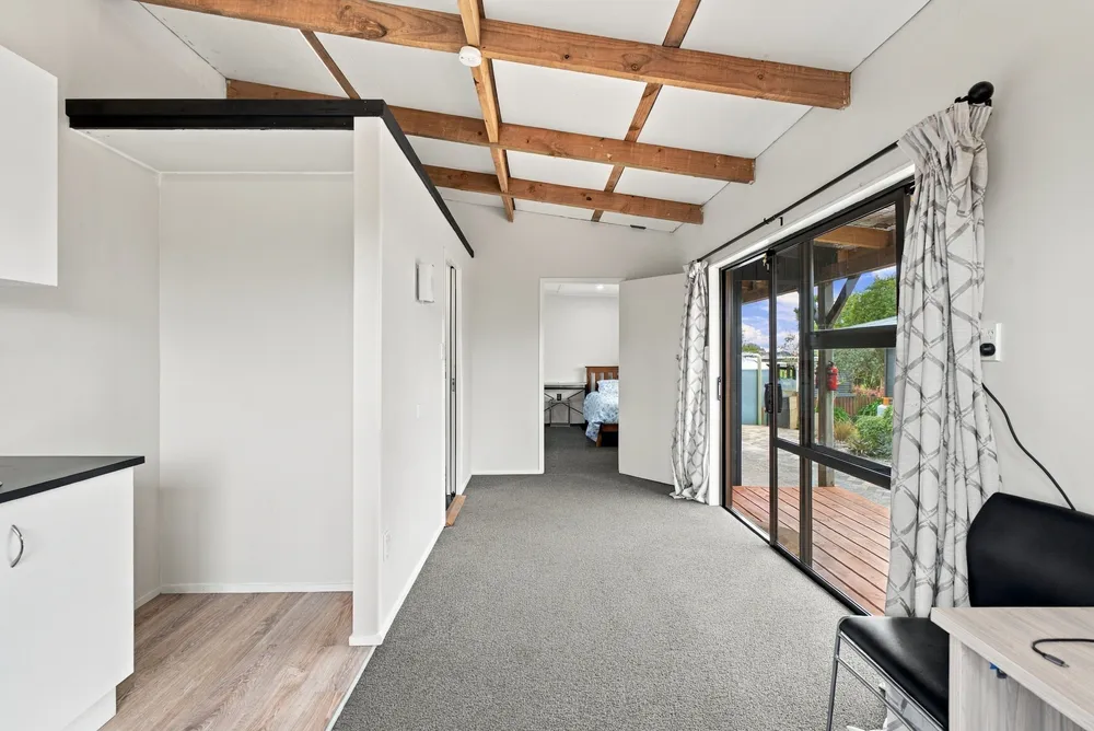 Photos of 17 Brewster Road