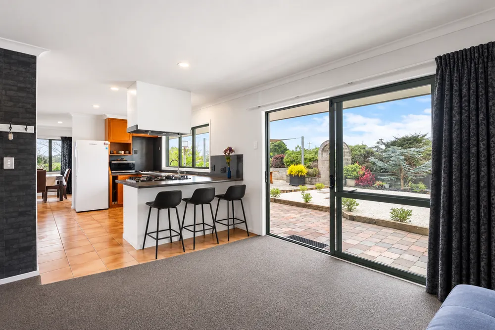 Photos of 17 Brewster Road