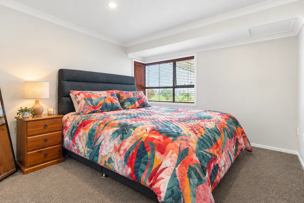 Photos of 17 Brewster Road