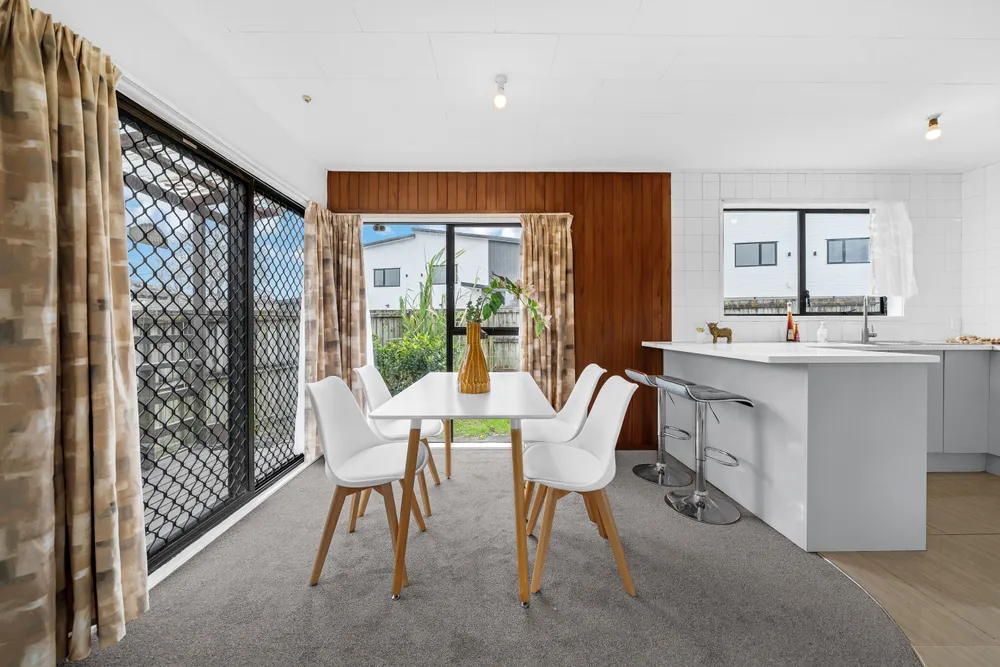 Photos of 73 Pah Road