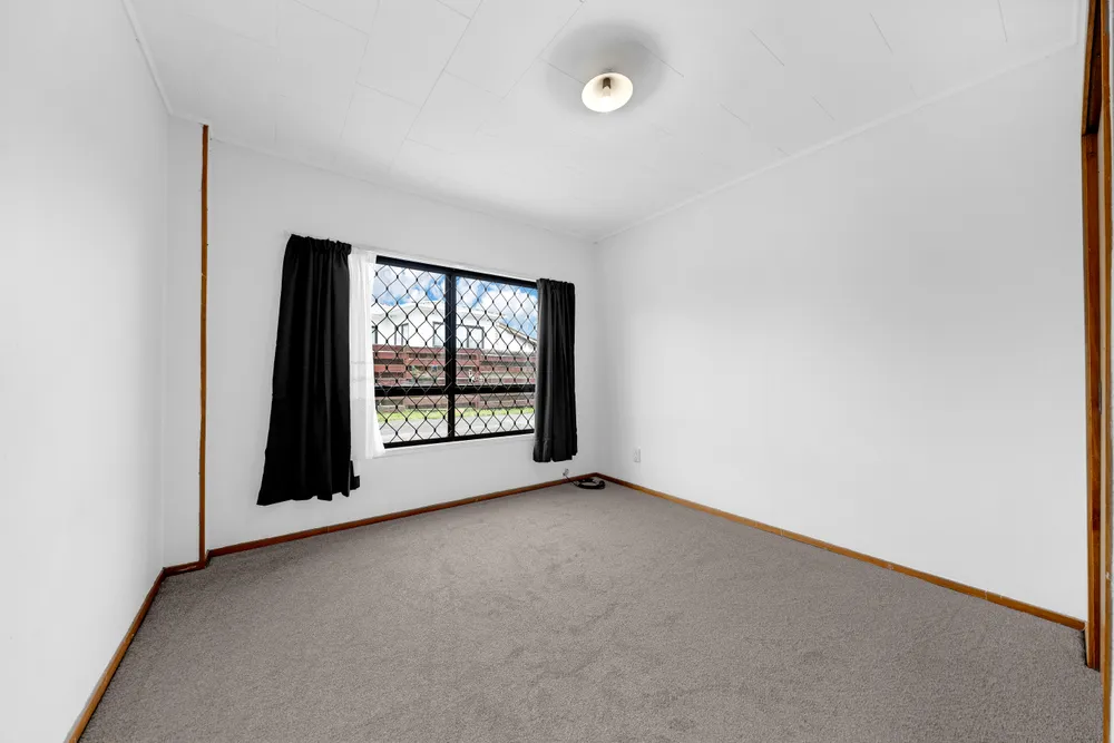 Photos of 73 Pah Road
