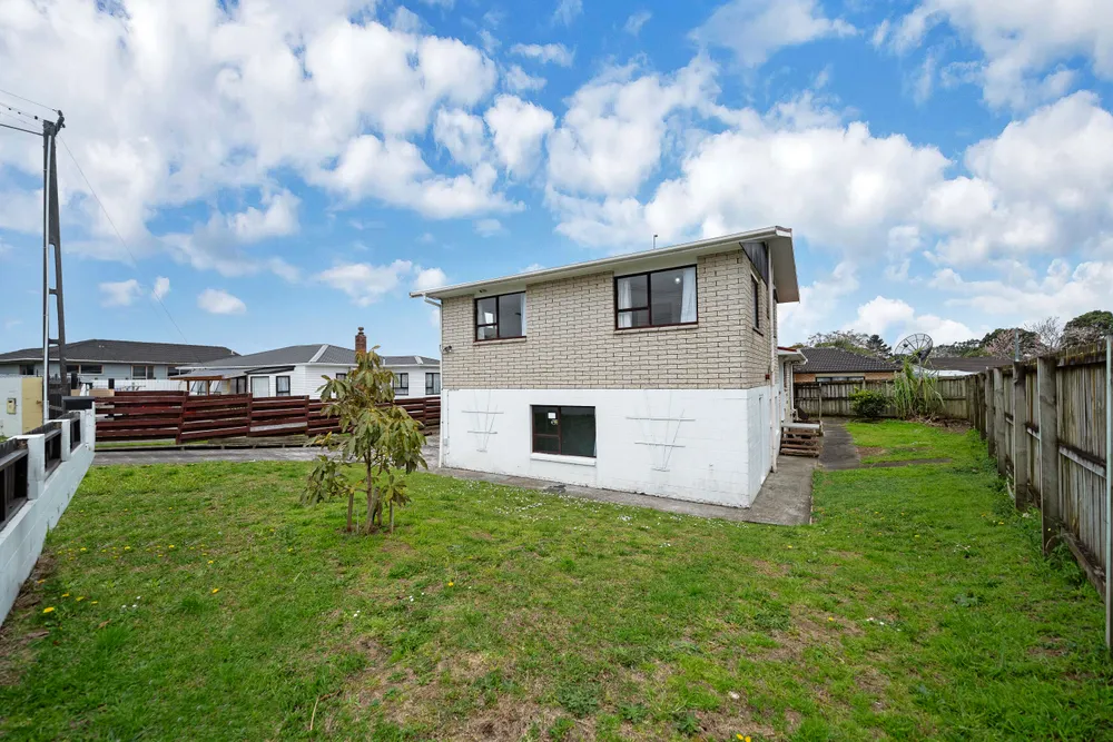 Photos of 73 Pah Road
