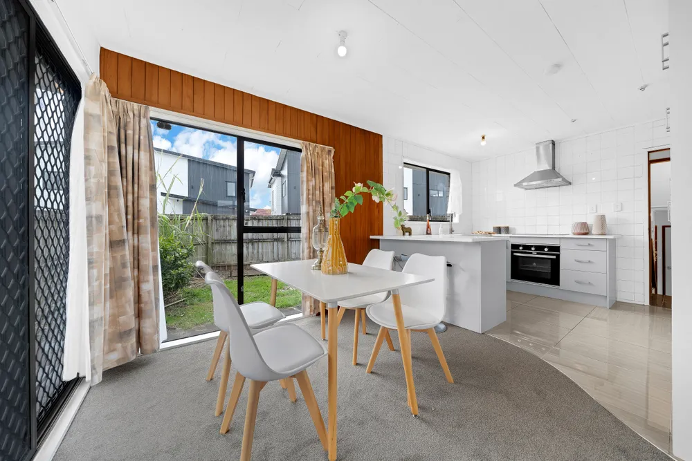 Photos of 73 Pah Road
