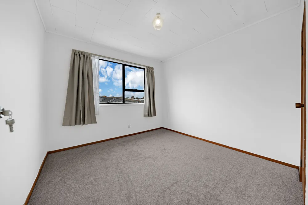 Photos of 73 Pah Road