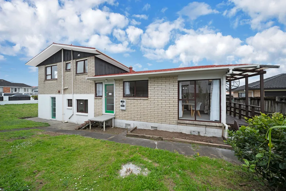 Photos of 73 Pah Road