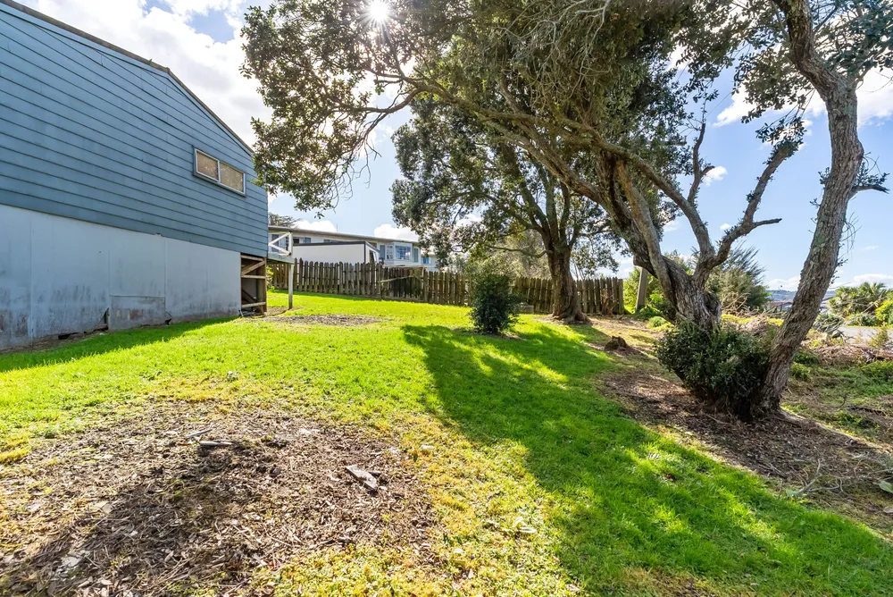 Photos of 127 Smeaton Drive