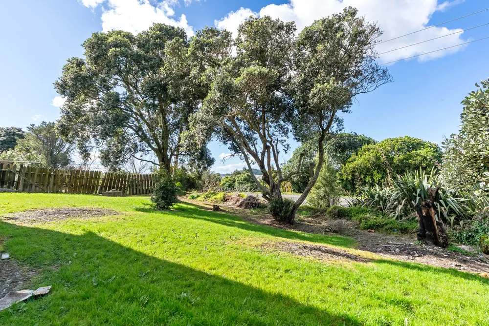 Photos of 127 Smeaton Drive