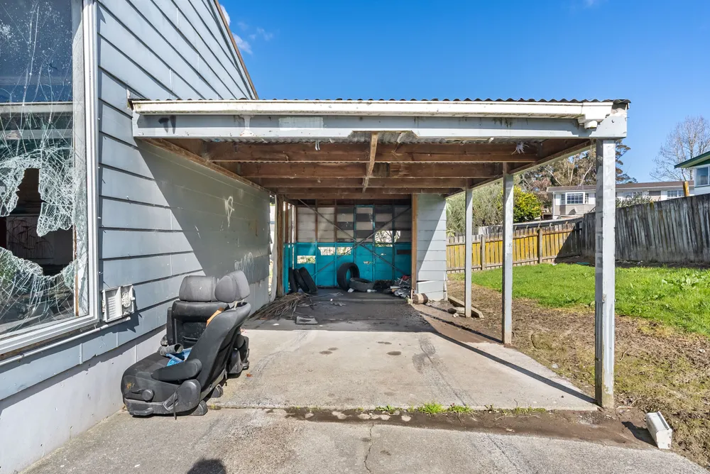 Photos of 127 Smeaton Drive