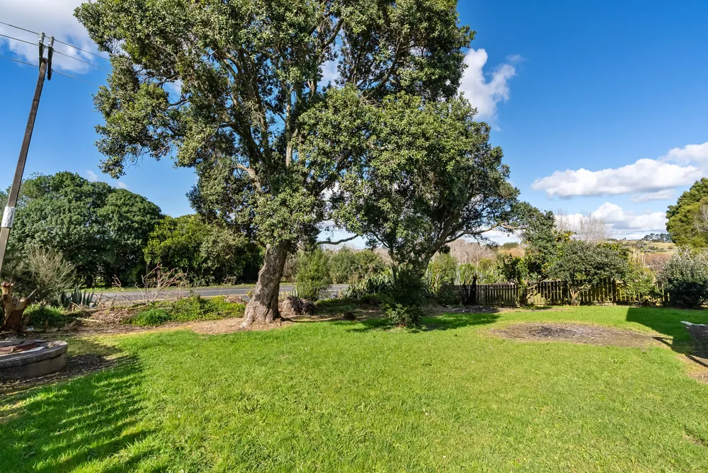 Photos of 127 Smeaton Drive