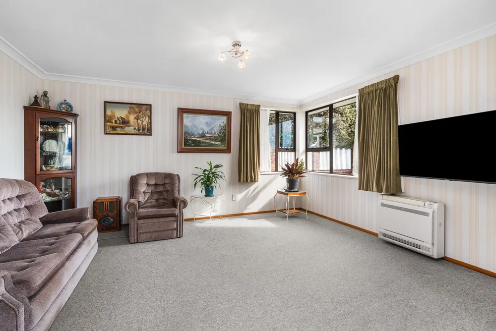 Photos of 200 Williams Street