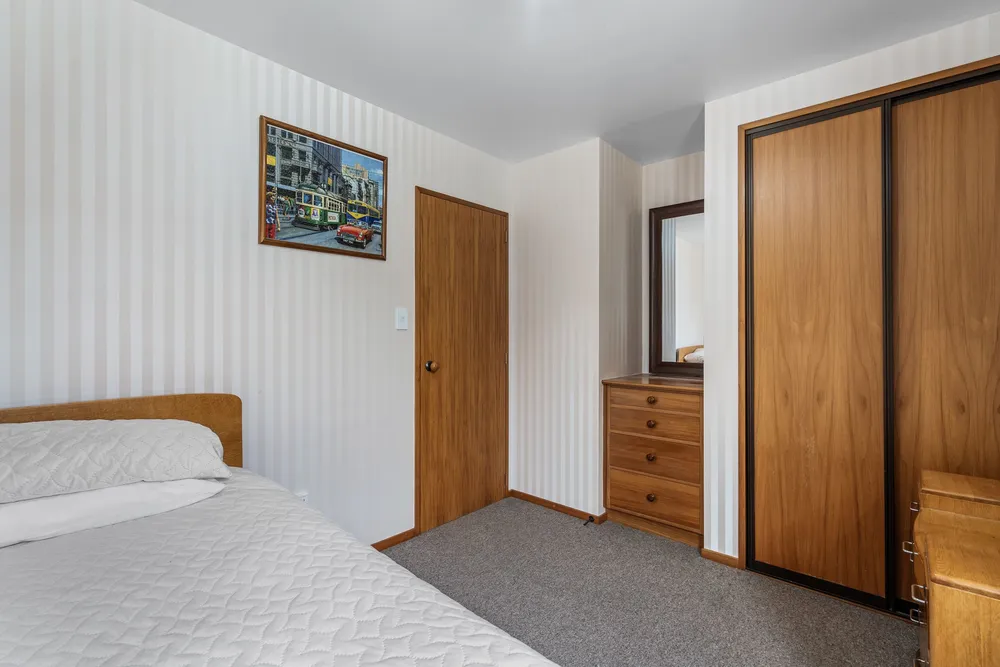 Photos of 200 Williams Street