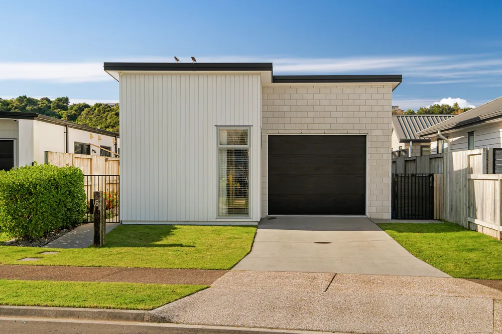 Photos of 6 Foley Grove