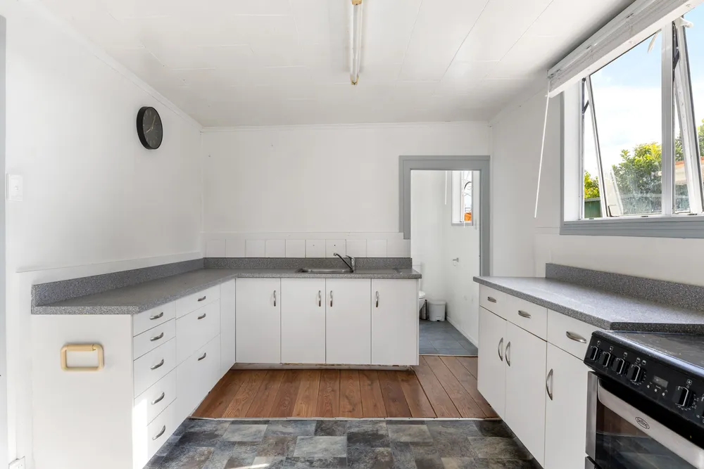 Photos of 483 Palmerston Road