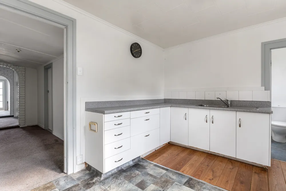 Photos of 483 Palmerston Road